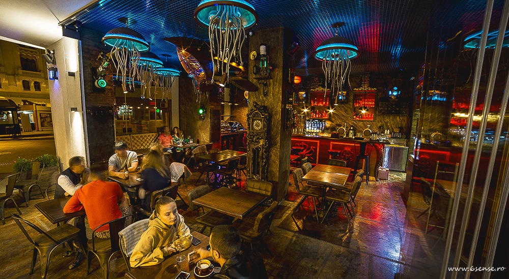 Diseño de interiores bares y restaurantes